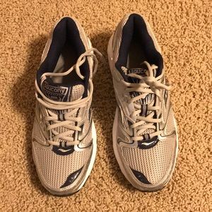 Saucony shoes